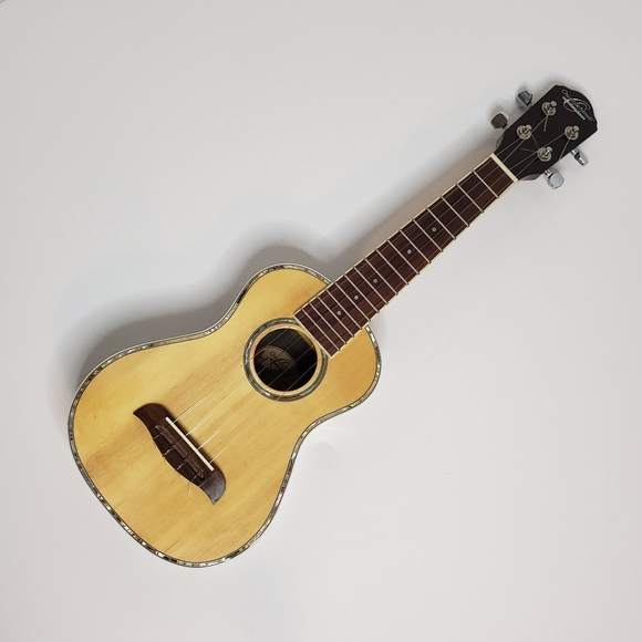 Oscar Schmidt Washburn OU3 Concert Ukulele Spruce Abalone with Great Case NWOT - Picture 3 of 14